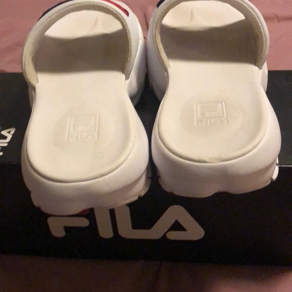 FILA DISRUPTOR BOLD SLIDE - Picture 4 of 4